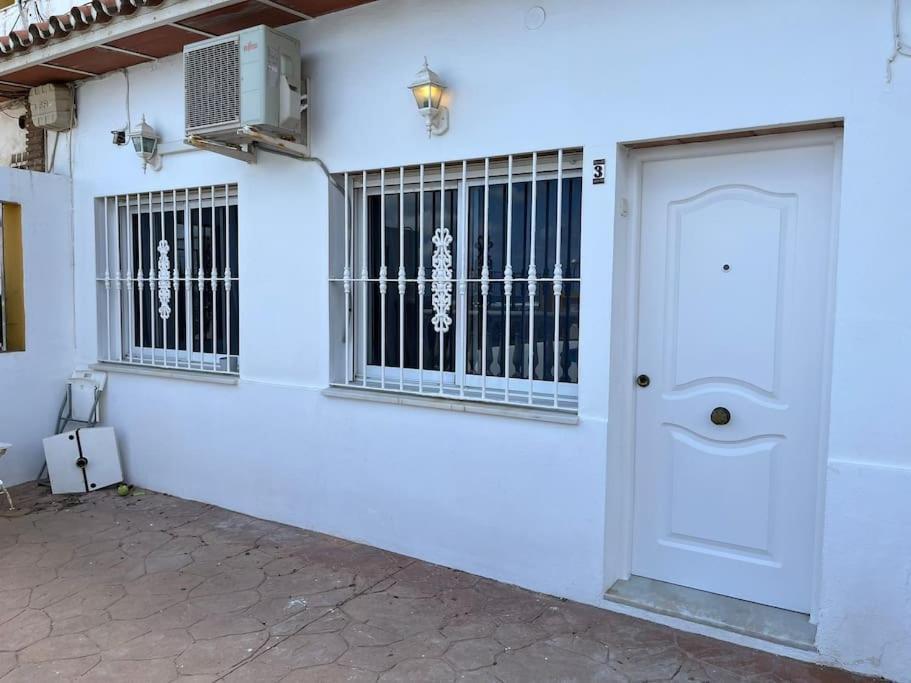 Appartement Aan Boulevard En Zwembad Sitio de Calahonda エクステリア 写真